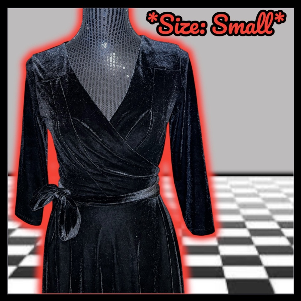 NEW: Unique Vintage - Black Velvet Wrap Dress (SIZE: SMALL)